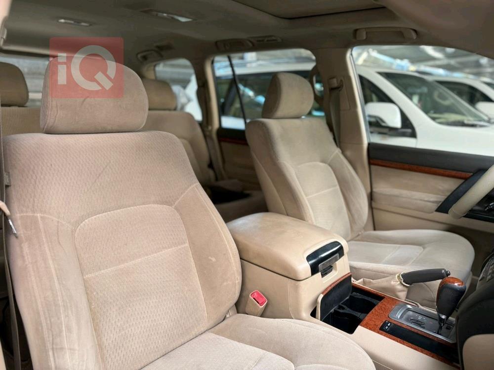 تويوتا لاندكروزر